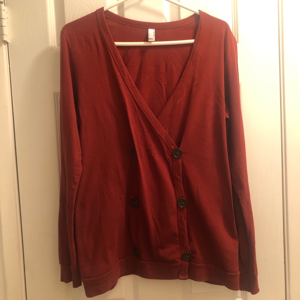 American Apparel: Button up v neck